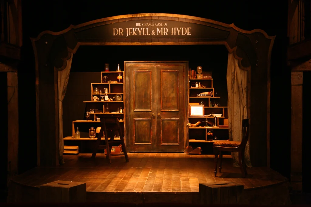 Copy of Jekyl-and-Hyde-078